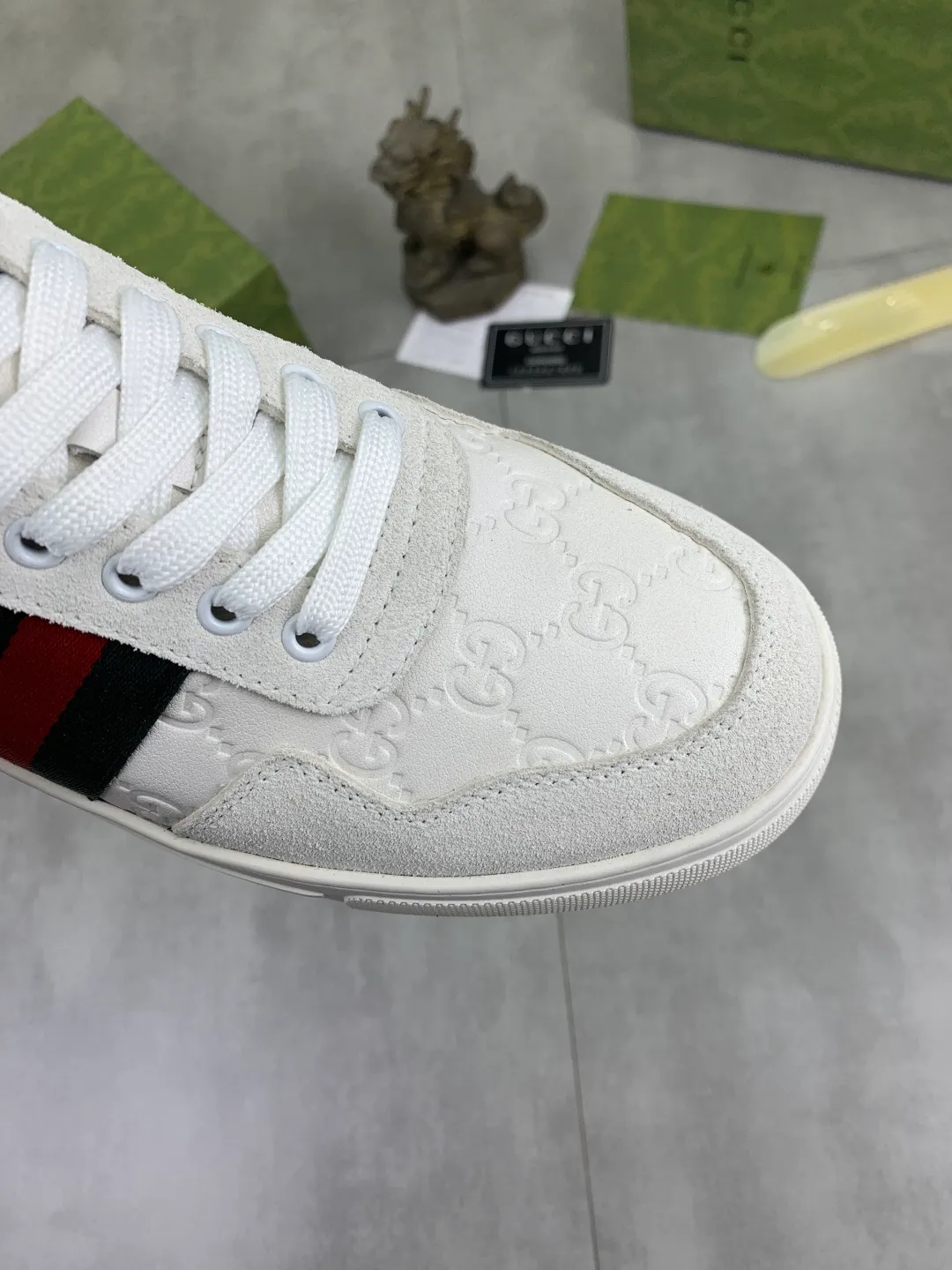 Men's men's shoes 💰P380💰【New model】🆘 The latest model from Gucci official website🎁Classic casual and fashionable men's shoes👟Best model💥The style is simple and elegant, exclusive for trendy men. Unique official website latest brand elements👑Gucci original decoration, fashionable and generous, the fabric is made of original soft calfskin➕Comfortable soft pigskin lining ✅The official website specifies wear-resistant rubber outsole_full of elasticity, classic model taken in real life🎬Color: 2️⃣colors available😍Number: 38-44